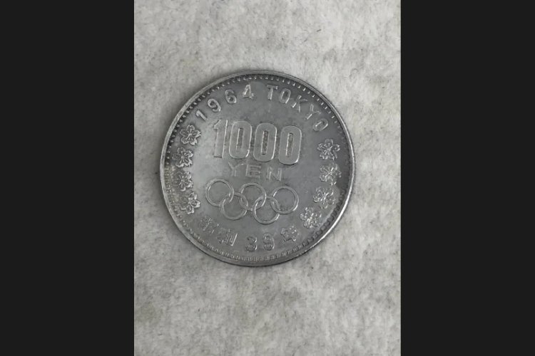 1964年東京オリンピック記念 1000円銀貨